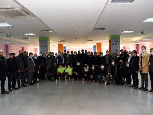 Başkan Okay: "Amatör Spor Kulüpleri Gençlere Değer Katıyor"