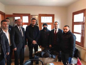 Mhp’li Vekilden Memleketinde Anlamlı Yardım