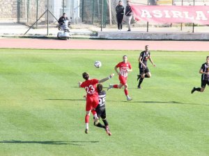 Tff 3. Lig: Karaman Belediyespor: 0 - Artvin Hopaspor: 1
