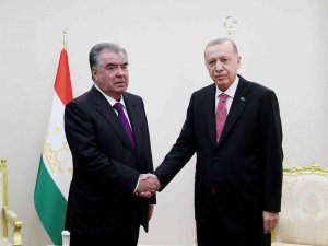 Cumhurbaşkanı Erdoğan, Tacikistan Cumhurbaşkanı Rahman İle Görüştü