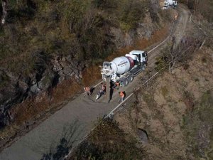 Samsun’da Ulaşım Beton Yollarla Kolaylaşıyor