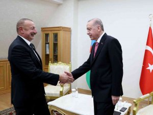 Cumhurbaşkanı Erdoğan, Azerbaycan Cumhurbaşkanı Aliyev İle Görüştü