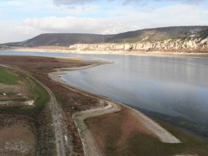 Barajdaki Kuraklık Havandan Görüntülendi