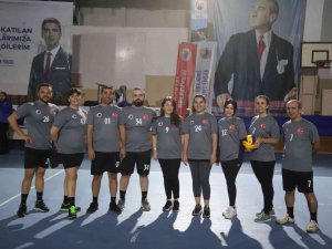 Kartal Belediyesi 2021 Voleybol Turnuvası Başladı