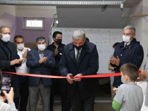 Ortaokulda Tübi̇tak 4006 Proje Sergisi