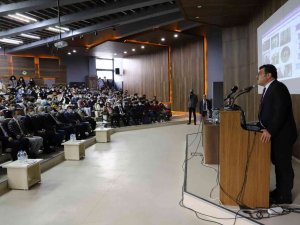 Tübi̇tak Başkanı Mandal, Akademisyen Ve Öğrenciler İle Bir Araya Geldi