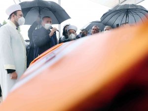 Cumhurbaşkanı Erdoğan: "Bir Beyefendiydi Ve Bir Beyefendi Olarak Görevini Son Ana Kadar İcra Etti”