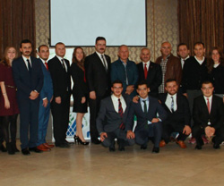 Rizeli Gençler Akademisyenlerle Buluştu