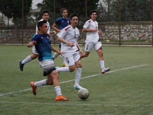 Manisa’da Okul Sporları Genç Erkekler Futbol İ̇l Birinciliği Müsabakaları Başladı