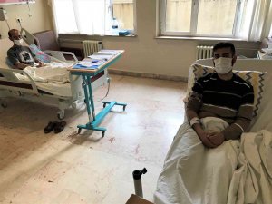 Yaşı Küçükken Veremediği Böbreği Büyüyünce Verdi, Babasına Can Oldu