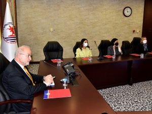 Rektör Ünal: “Uzaktan Eğitim Platformu Dinamik Olmalı”