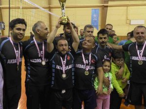 Beyşehir’de Öğretmenler Arası Voleybol Turnuvası Sona Erdi