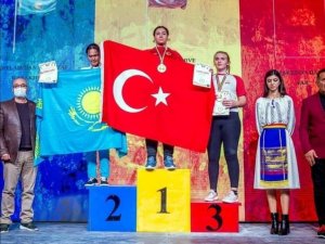 Kilisli Belek Güreşçileri Madalyaları Topladı