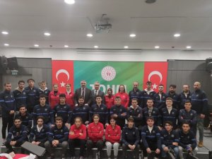 Tohm Sporcularına Spor Malzeme Seti