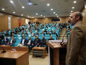 Şırnak’ta ’Şehrimi Tanıyorum’ Konferansı Düzenlendi