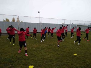 Elazığspor, Arnavutköy Belediye Gençlikspor Maçına Hazırlanıyor