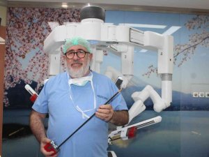 Genel Cerrahi Operasyonlarında “Robotik Cerrahi”