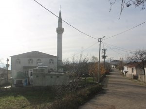 135 Yıllık Cami Ve Minareye Sahip Çıkıyorlar