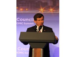 Davutoğlu: "Kimse Enerjiyi Silah Olarak Kullanmasın"