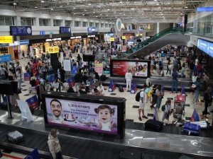 Antalya’ya Havayolu İle Gelen Turist Sayısı 9 Milyona Yaklaştı