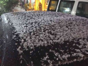 “Yağmurdan Kaçarken Doluya Tutulmak” Deyimi Gerçek Oldu