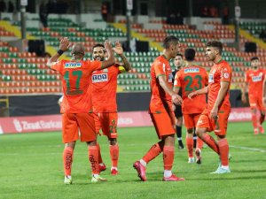 Ziraat Türkiye Kupası: Alanyaspor: 6 - Osmaniyespor Fk: 0