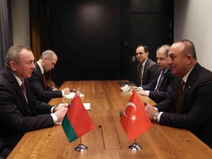 Bakan Çavuşoğlu, Belaruslu Mevkidaşı Makei İle Görüştü