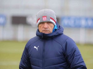 Rıza Çalımbay: “Alanya Maçı Hayati Derecede Önemli”