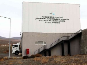 Van’da Aktarma İstasyonlarında Günde 210 Ton Çöp Toplanıyor