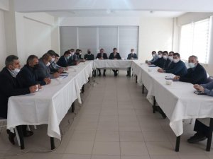 Şuhut’ta Ortaokul Müdürleri Toplantısı Yapıldı