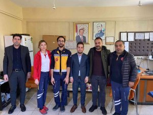 Öz Sağlık İ̇ş Sendikası Diyarbakır Şube Başkanı Aküzüm, 112 Çalışanlarıyla Bir Araya Geldi