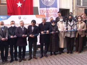 Üsküdar’da ’Üsmek Aziz Mahmut Hüdayi Kurs Merkezi’ Açıldı