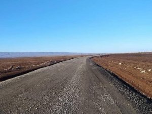 Bağlar Belediyesinden Kırsal Mahalleye, Şehir Merkezini Aratmayan Kalitede Yol Hizmeti