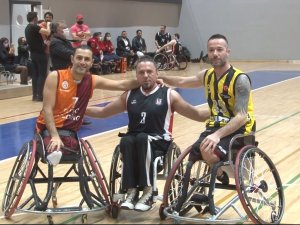 Fenerbahçe, Galatasaray Ve Beşiktaş Dostluk Kupası’nda Bir Araya Geldi