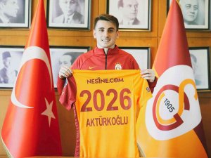 Galatasaray, Kerem Aktürkoğlu’nun Sözleşmesini 5 Yıl Uzattı