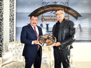 Eski Bakan Tüzmen, Başkan Gürkan’ı Ziyaret Etti