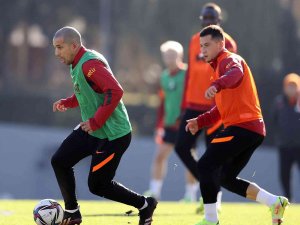 Galatasaray, Altay Maçı Hazırlıklarını Sürdürdü
