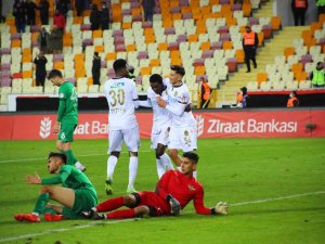 Ziraat Türkiye Kupası: Yeni Malatyaspor: 3 - Akhisarspor: 1