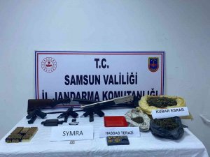 Evin Çatısı Altına Gizlenmiş Uyuşturucuyu Narkotik Köpeği Buldu