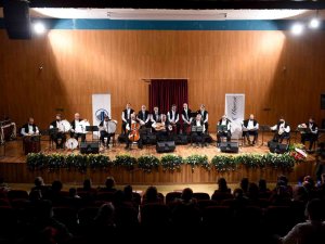 Yunus Emre Vefatının 700’üncü Yılında İlahilerle Ve Dualarla Anıldı