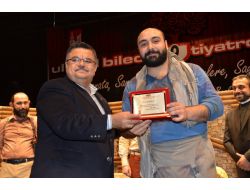 9. Ulusal Bilecik Tiyatro Festivalinde ''Tuzak'' Adlı Oyun İzleyicilerle Buluştu