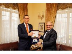 Hollanda İle 400 Yıllık Dostluk