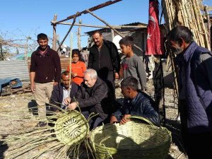 Romanların Kamıştan Sepetleri Ekonomiye Kazandırıldı