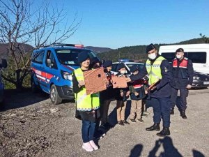 İ̇nebolu’da Jandarma Ekipleri Engellileri Yalnız Bırakmadı