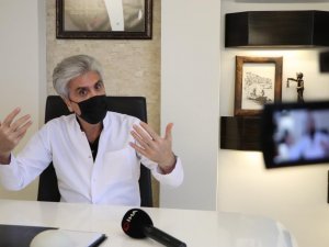 Photoshoplu Fotoğraflarına Benzemek İçin Estetik Cerrahlara Gidiyorlar