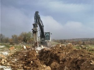 Di̇ski̇ Bozoba Mahallesi’nin Su Sorununu Çözüyor