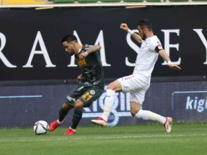 Uğur Çiftçi Kırmızı Kart Gördü! Galatasaray Maçında Yok