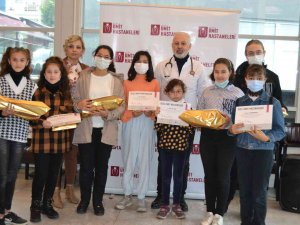 Özel Ümit’in Geleneksel Resim Yarışmasında Dereceye Girenler Ödüllendirildi