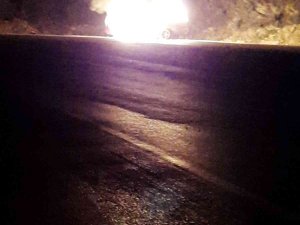 Seyir Halindeki Otomobil Alev Aldı