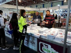 Mersin Polisi, Kitap Fuarında Vatandaşları Bilgilendirdi